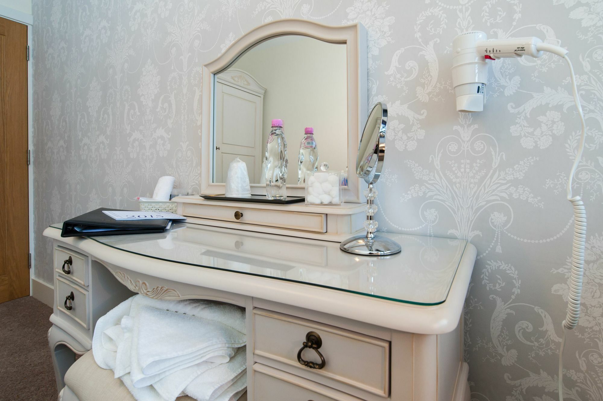 Maes Bach Boutique Guest House Town Centre Aberystwyth Ngoại thất bức ảnh